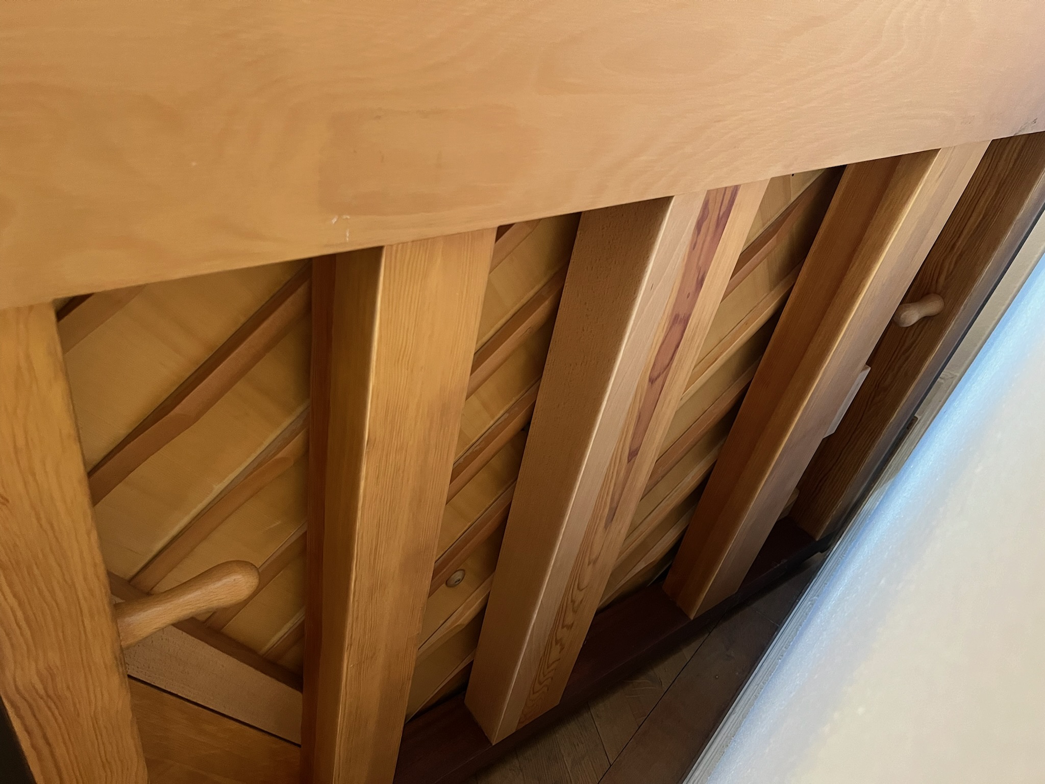 Steinway & Sons V 125