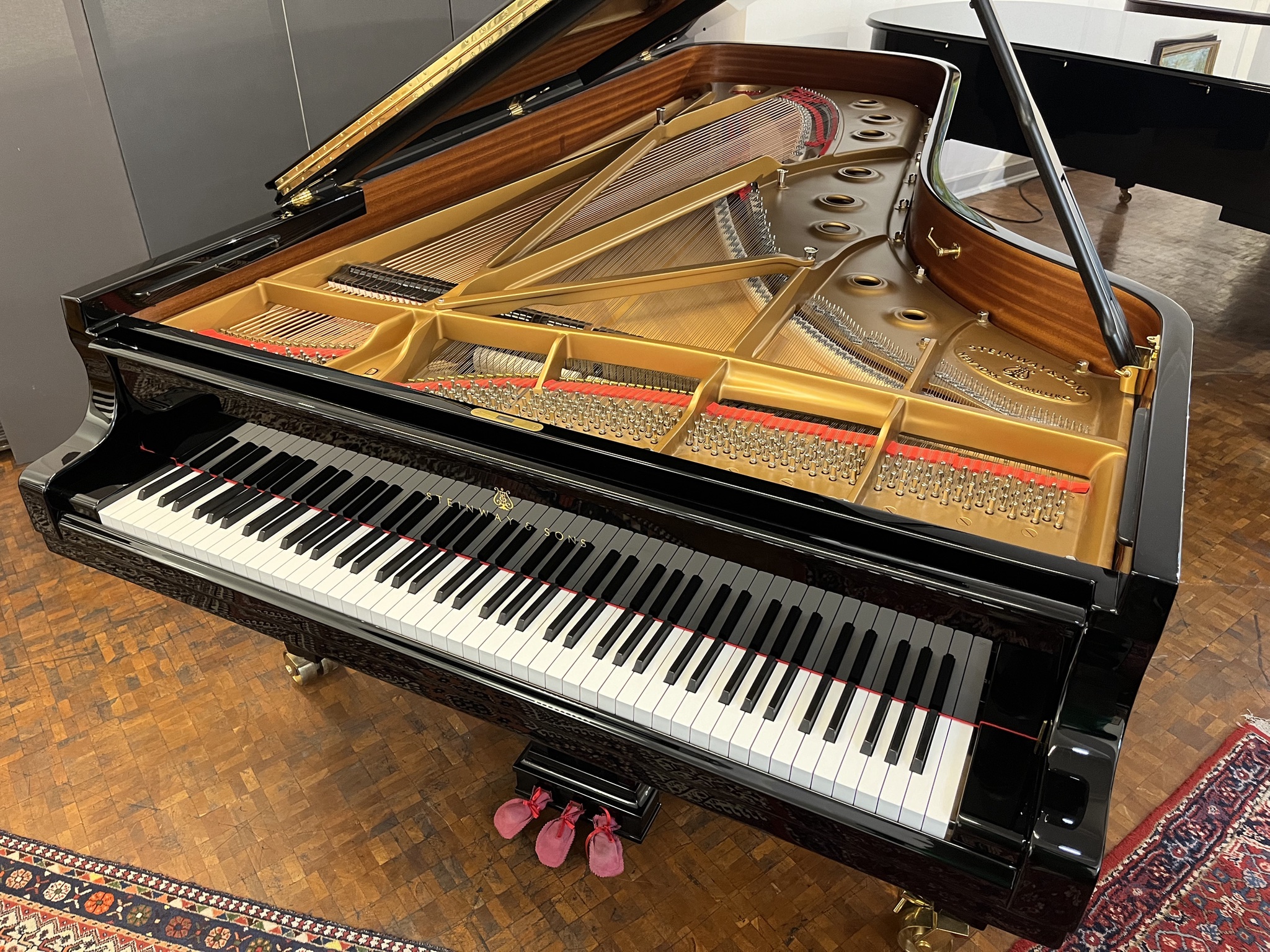 Steinway & Sons D-274