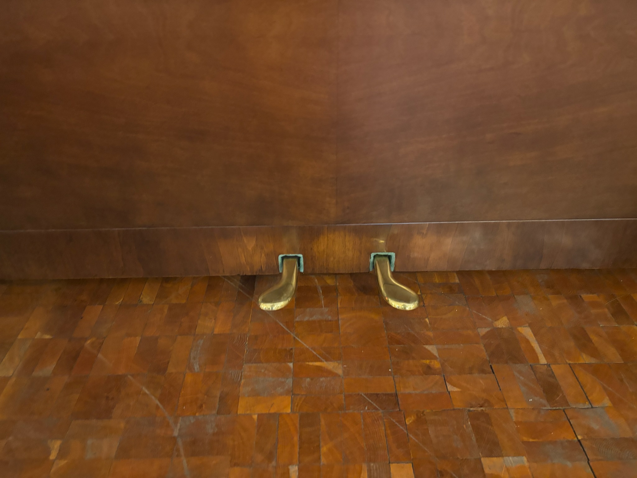 Steinway & Sons Z-114 Chippendale