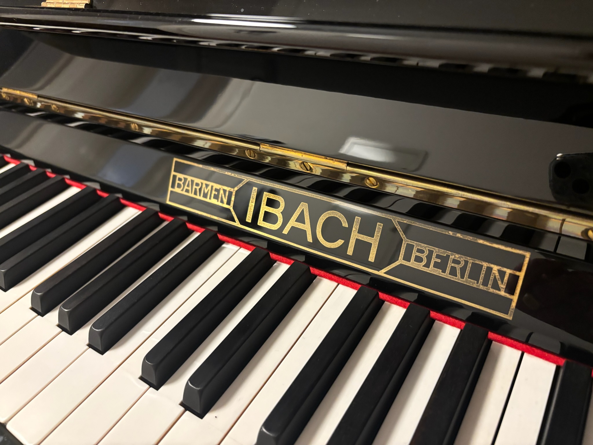 Ibach Salon Pianino B 132