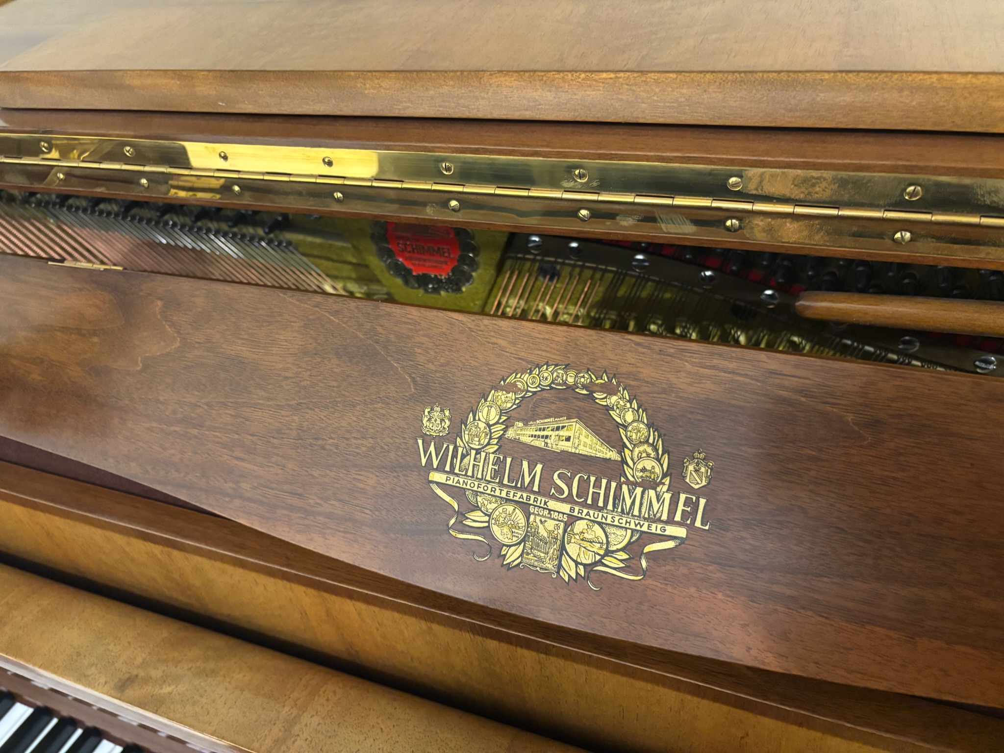 Schimmel 108 Tradition