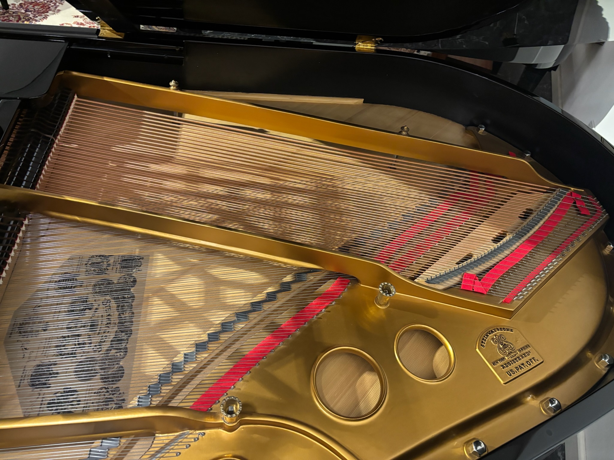 Steinway & Sons O-180