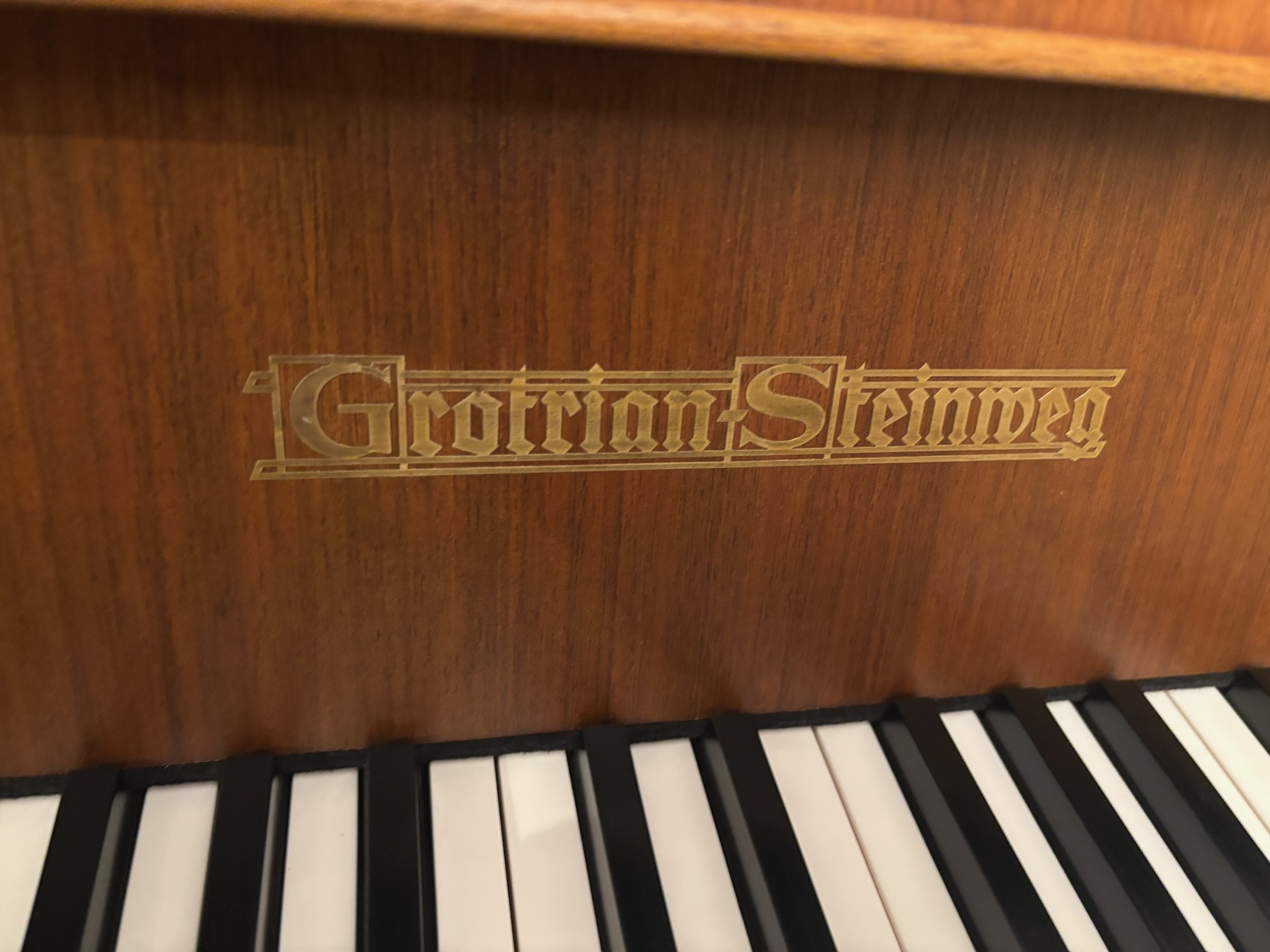 Grotrian-Steinweg 110 M