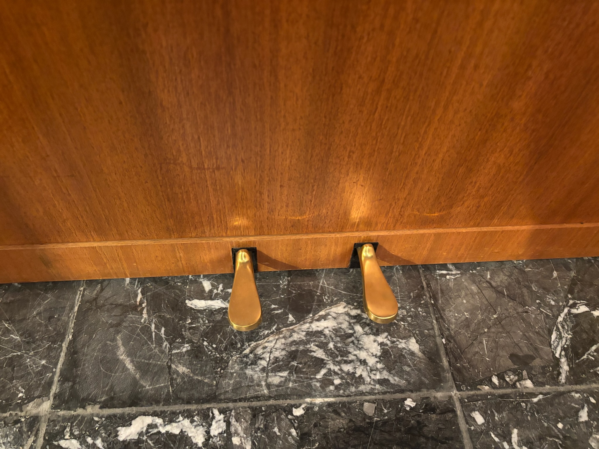 Grotrian-Steinweg 110 M