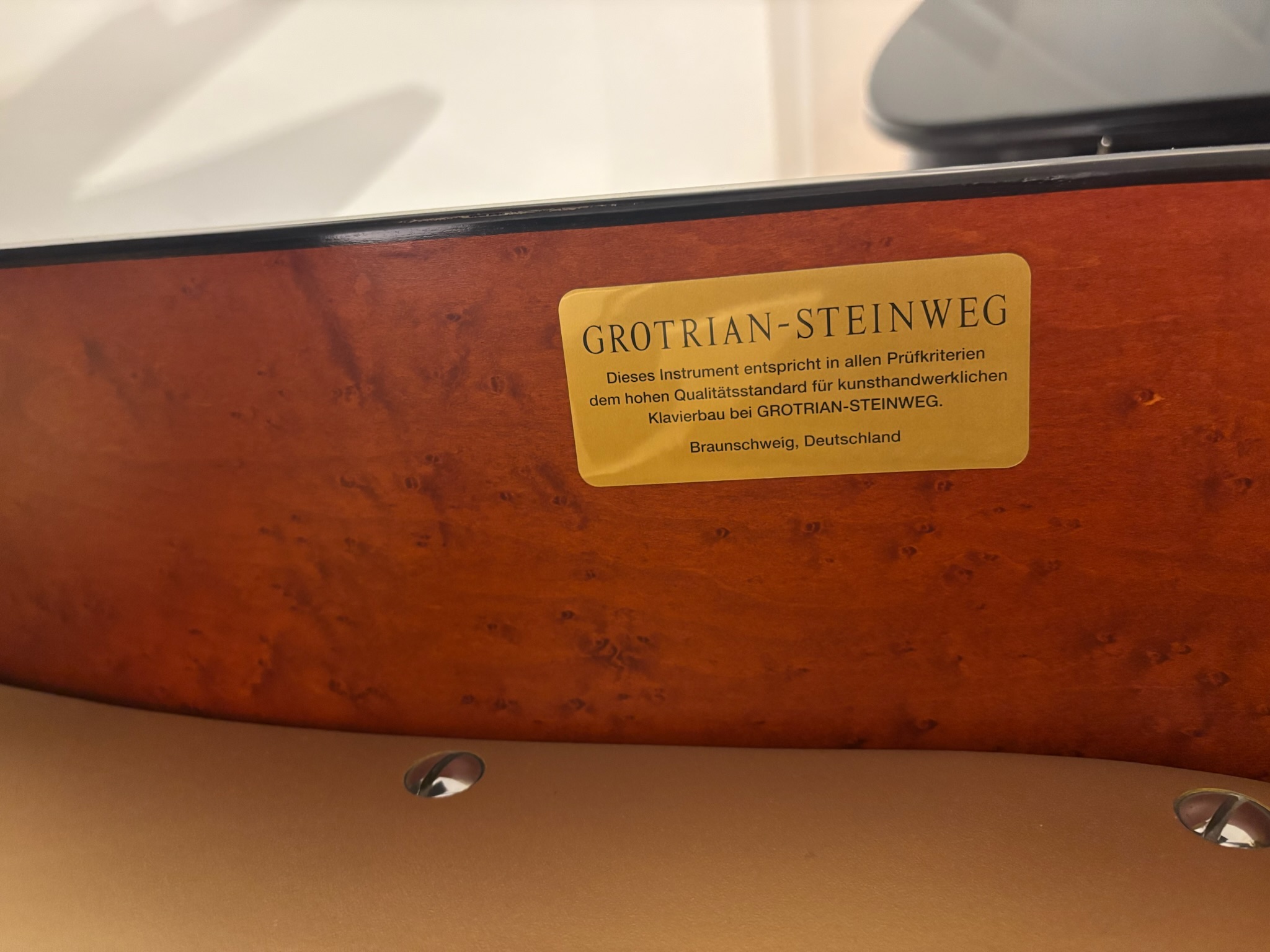 Grotrian-Steinweg GS-225