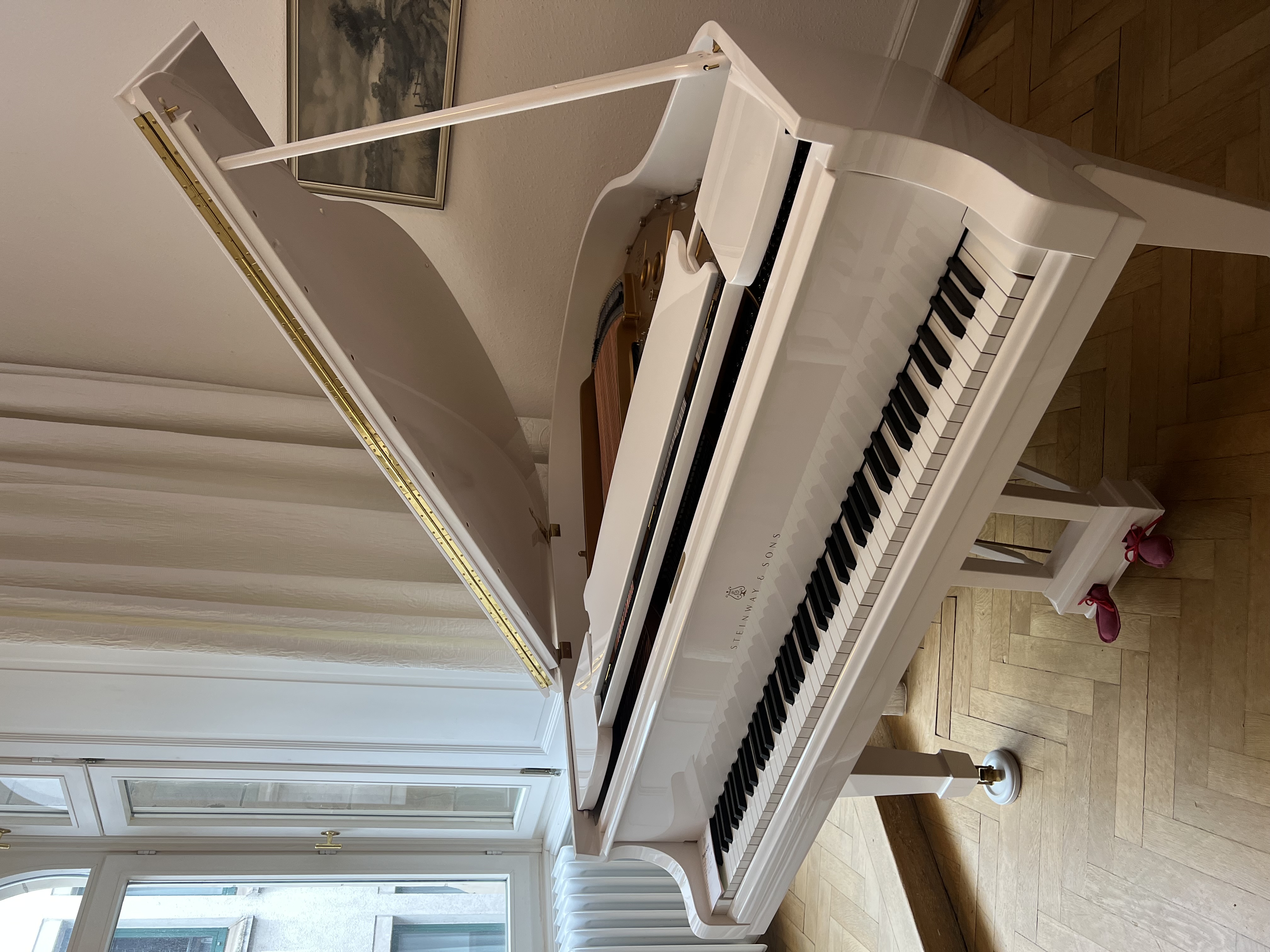 Steinway & Sons S-155